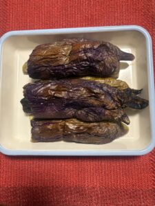 「やきなす」を焼いた様子